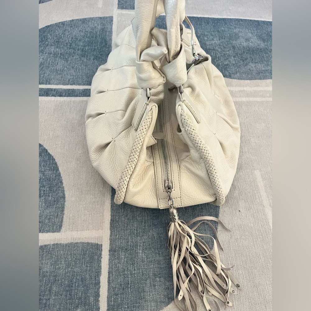 Elegant Cole Haan Cream Leather Handbag